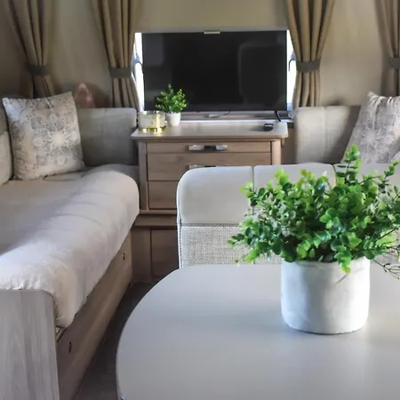 Kemp Glamping Pod Boubínem